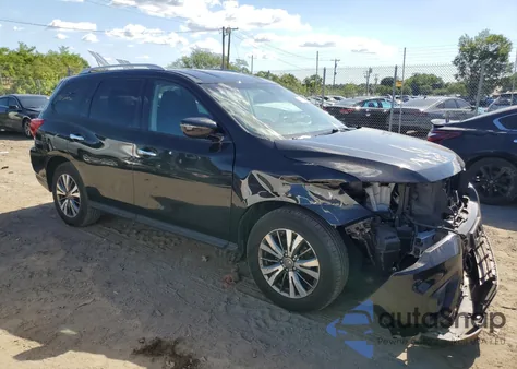 2018 Nissan Pathfinder S z USA, uszkodzony, nr VIN 5N1DR2MM9JC632832